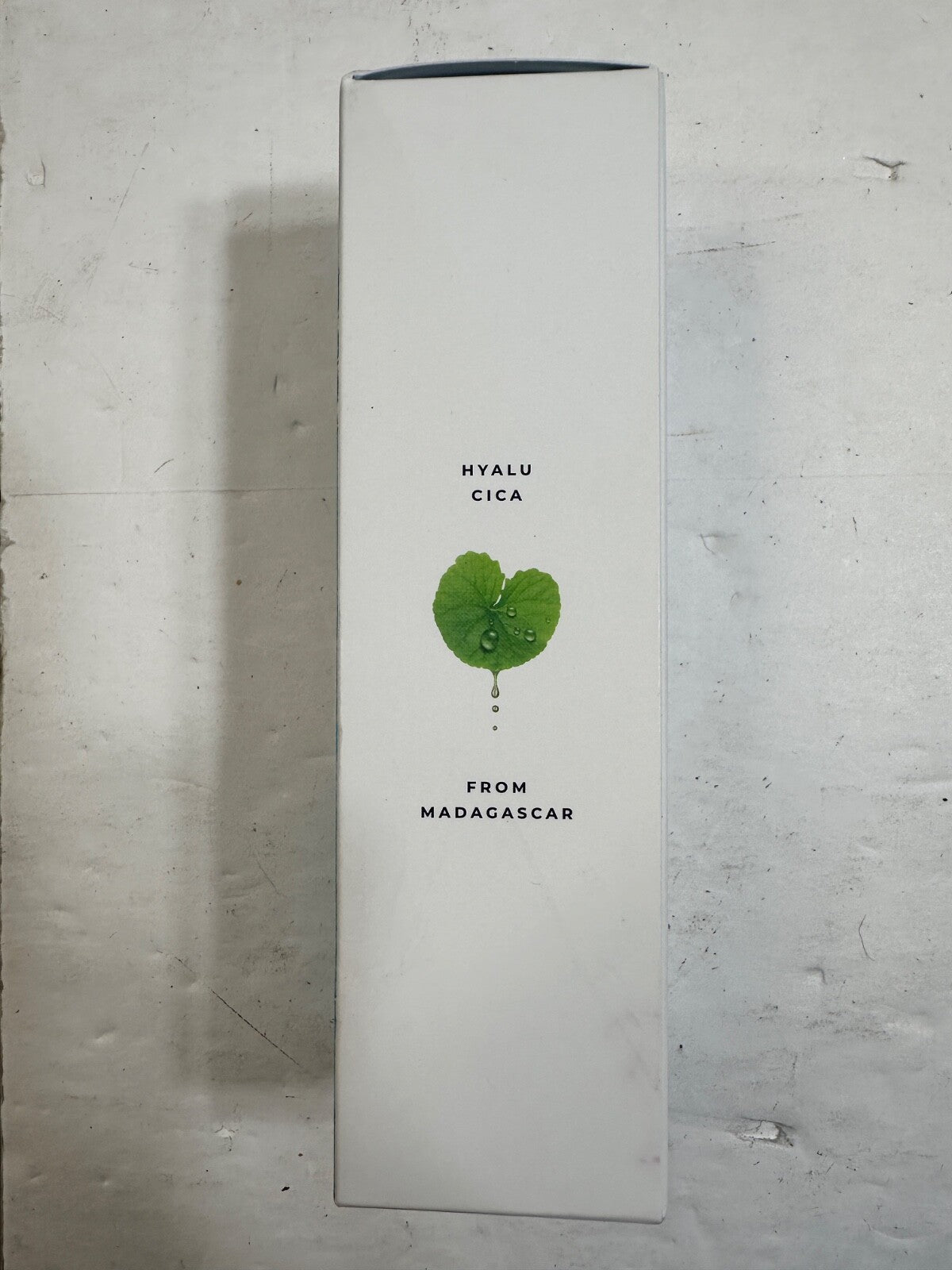 Skin1004 Madagascar Centella Hyalu-Cica Sleeping Pack 100ml - Soothing Night Moisturizer