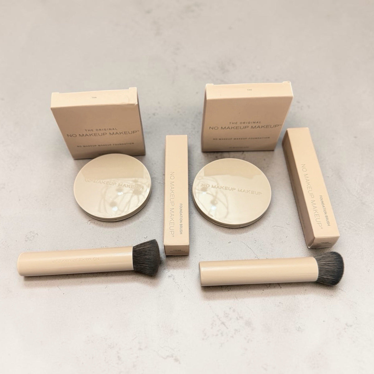 Buildable Cream Foundation Set with 2 Compact & 2 Brush Duo - Natural Shade