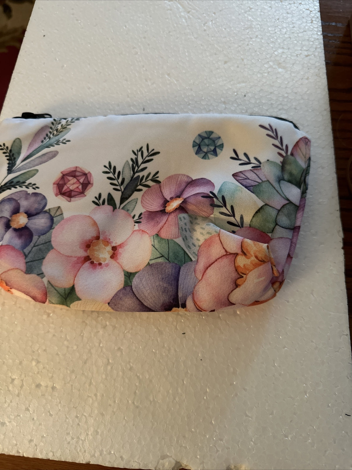 Colorful Floral Makeup Bag - Stylish Cosmetic Organizer