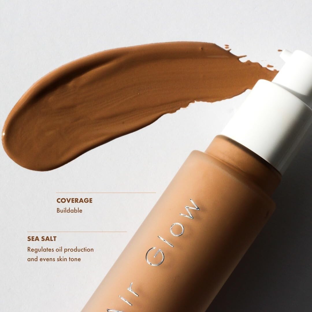 Hydrating Lightweight Foundation with Hyaluronic Acid - All Shades