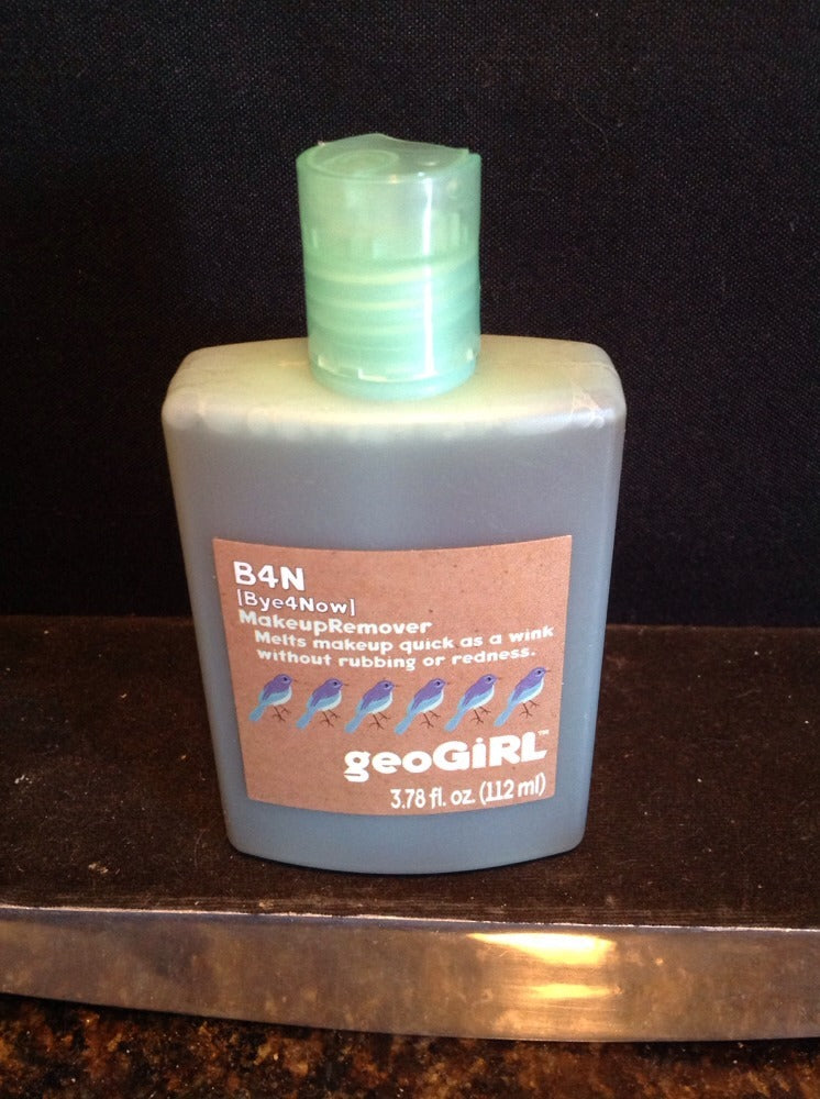 Lightweight Oil-Free Makeup Remover with Aloe & Cucumber - 3.78 fl oz