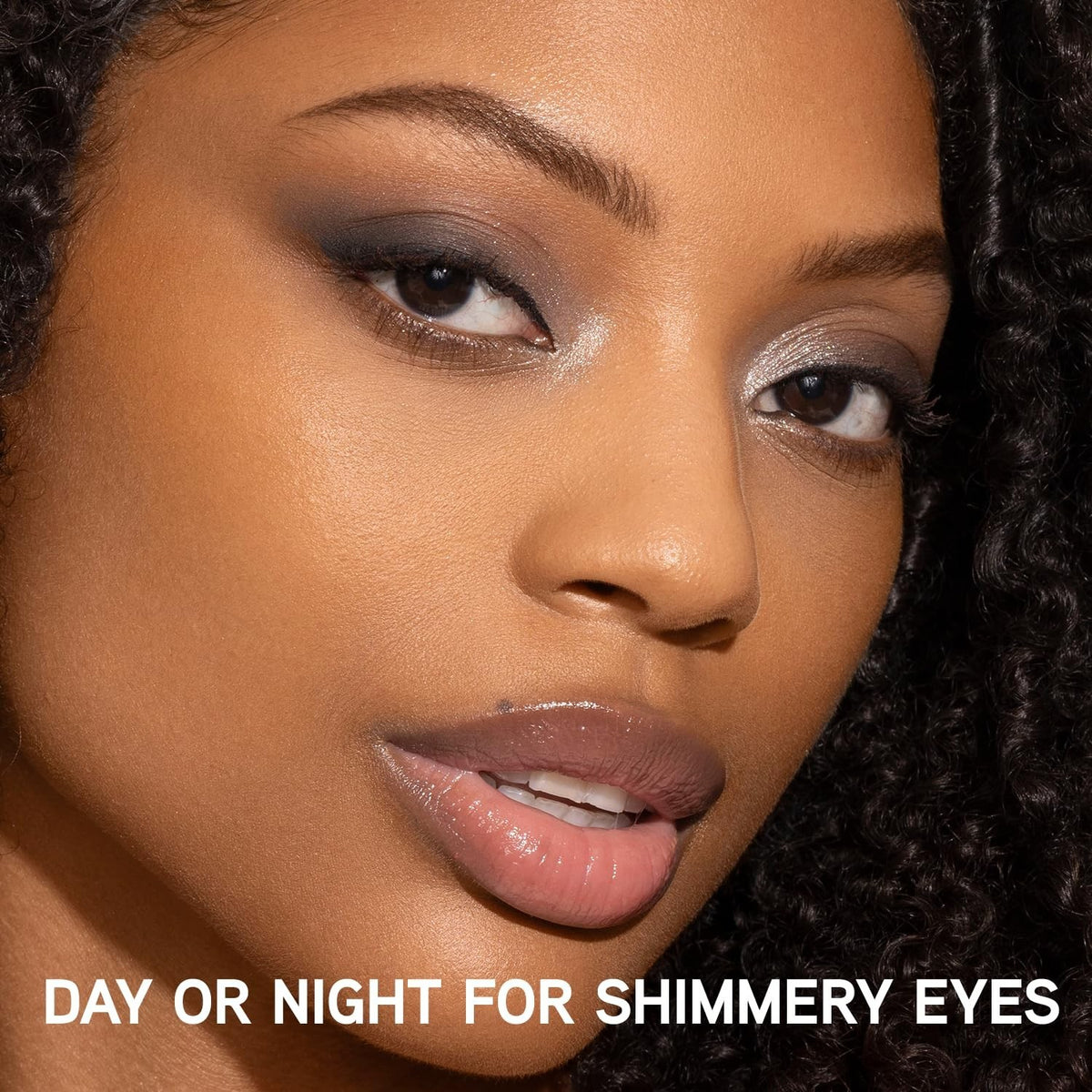 Hypoallergenic Eyeshadow Palette with 6 Shimmer Shades - Fragrance-Free