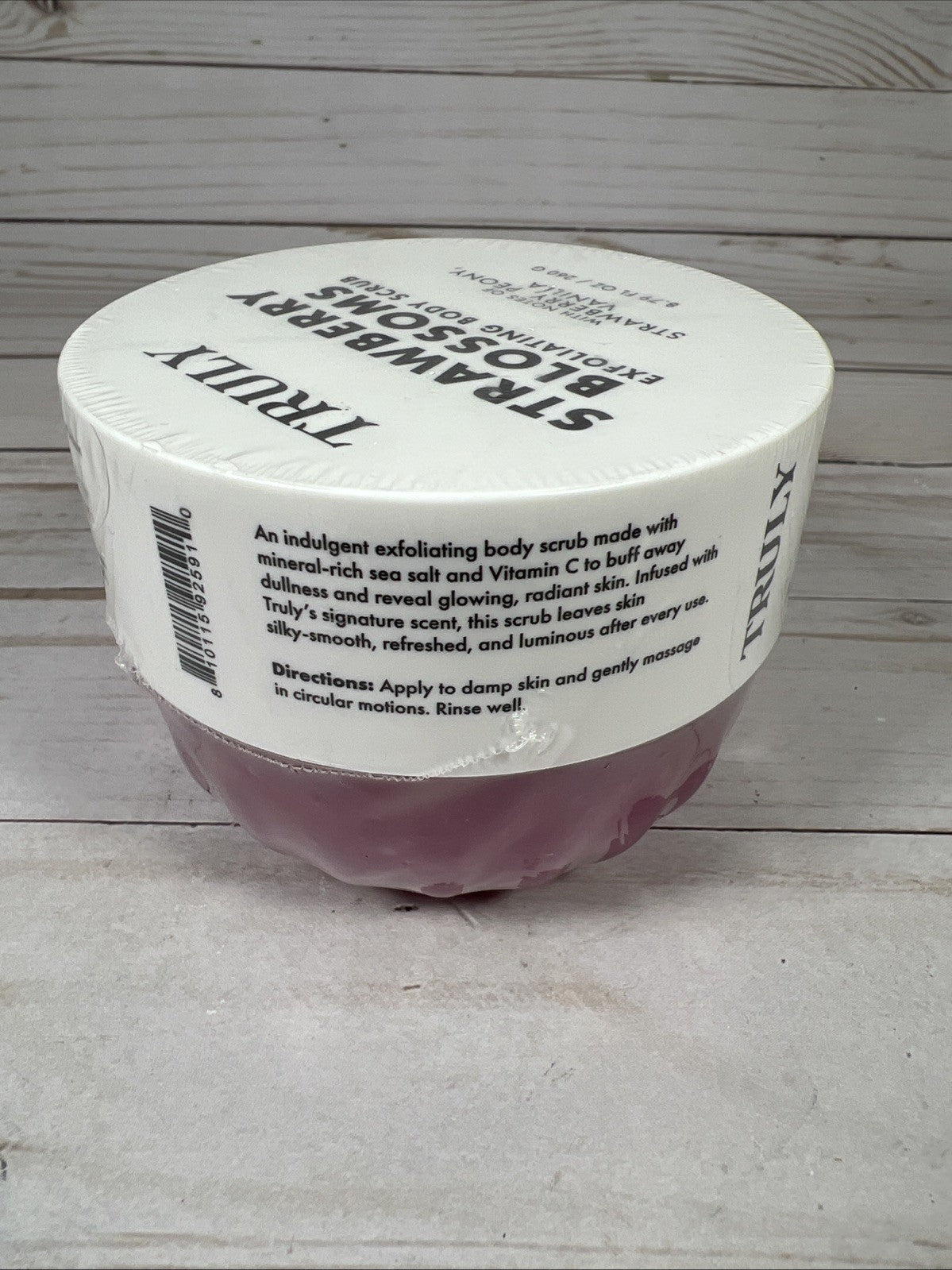 Truly Strawberry Blossoms Brightening Exfoliating Body Scrub 8.79oz