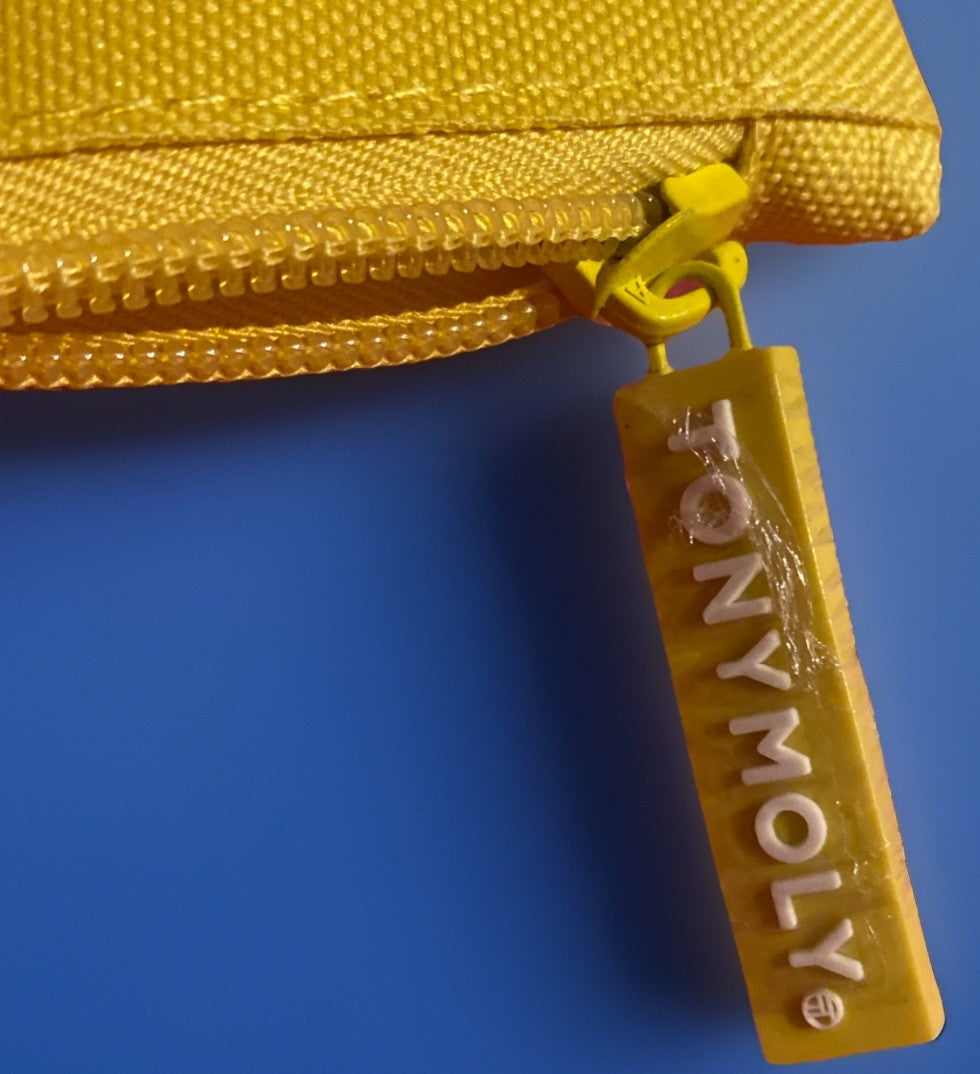 Waterproof Cosmetic Bag for Skincare Masks and Lotions - Travel Friendly