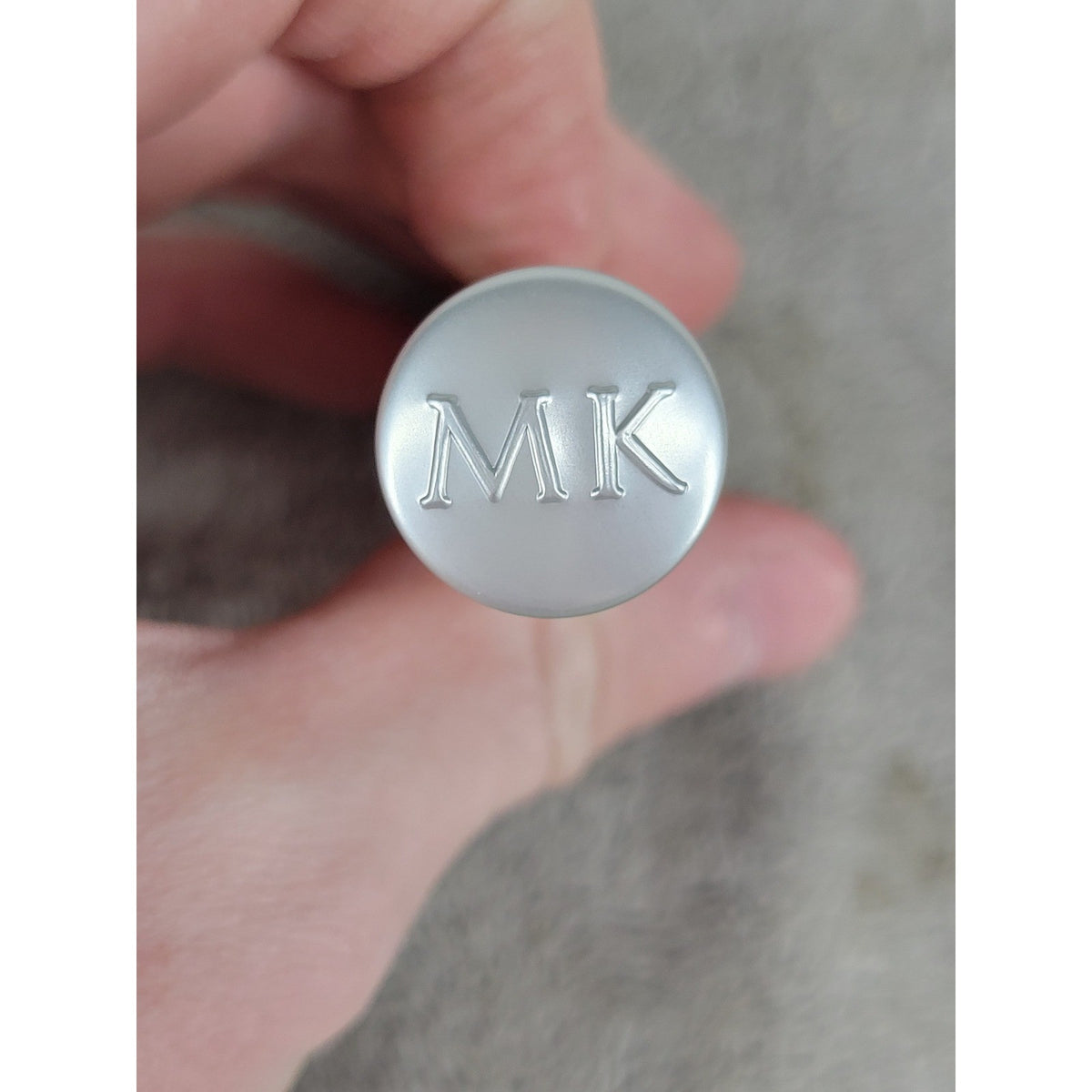 Mary Kay Signature Creme Lipstick Mocha Freeze Metals Shade 0.13oz - Lip Makeup