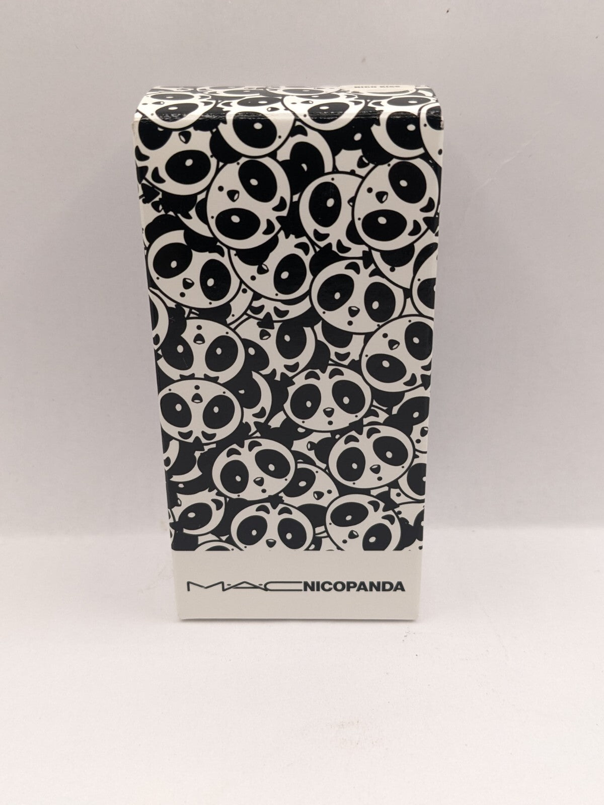 Lipstick - MAC Nico Kiss Limited Edition (Nicopanda Collection)
