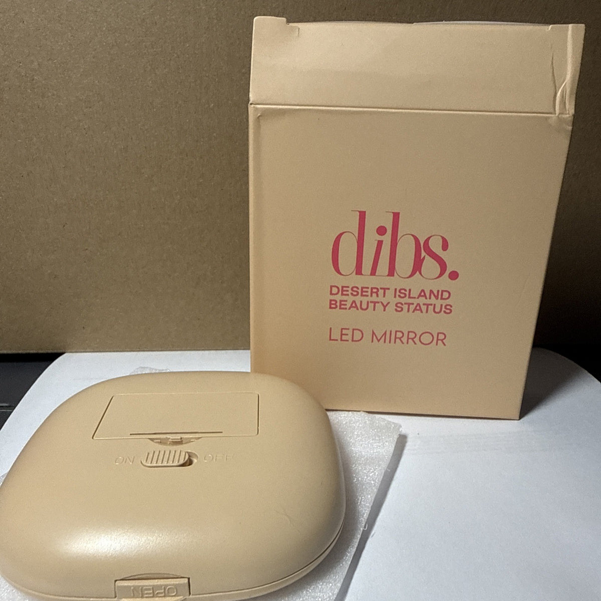 LED Compact Makeup Mirror with Bright Light - Dibs Beauty