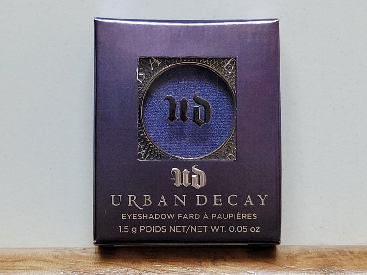 Urban Decay Eyeshadow Palette - Multiple Shades in Velvety Finish, 0.05oz