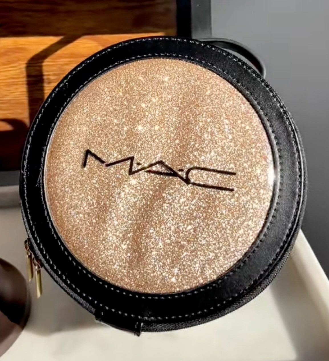 MAC Cosmetics Shimmer Eyeshadow Travel Case - Holiday Gift Bag 2025