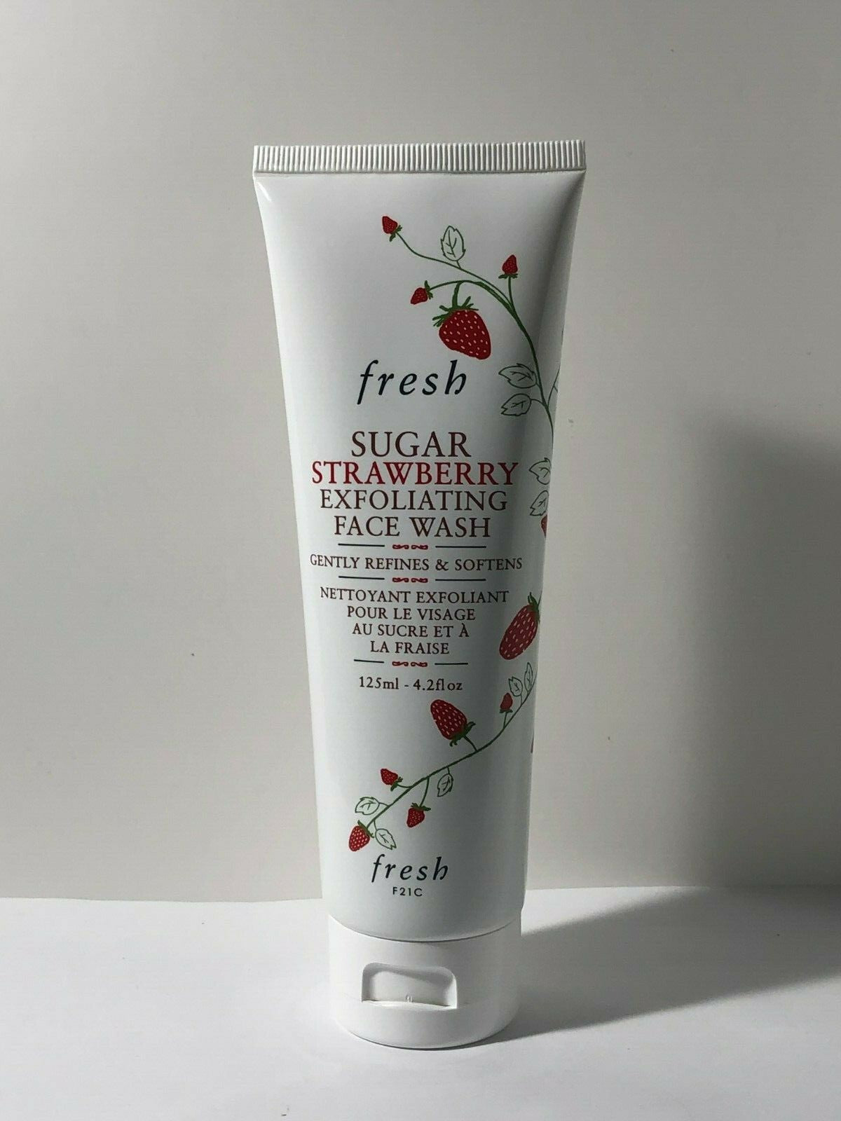 Fresh Sugar Strawberry Exfoliating Face Wash - Gently Refines & Softens 4.2 oz