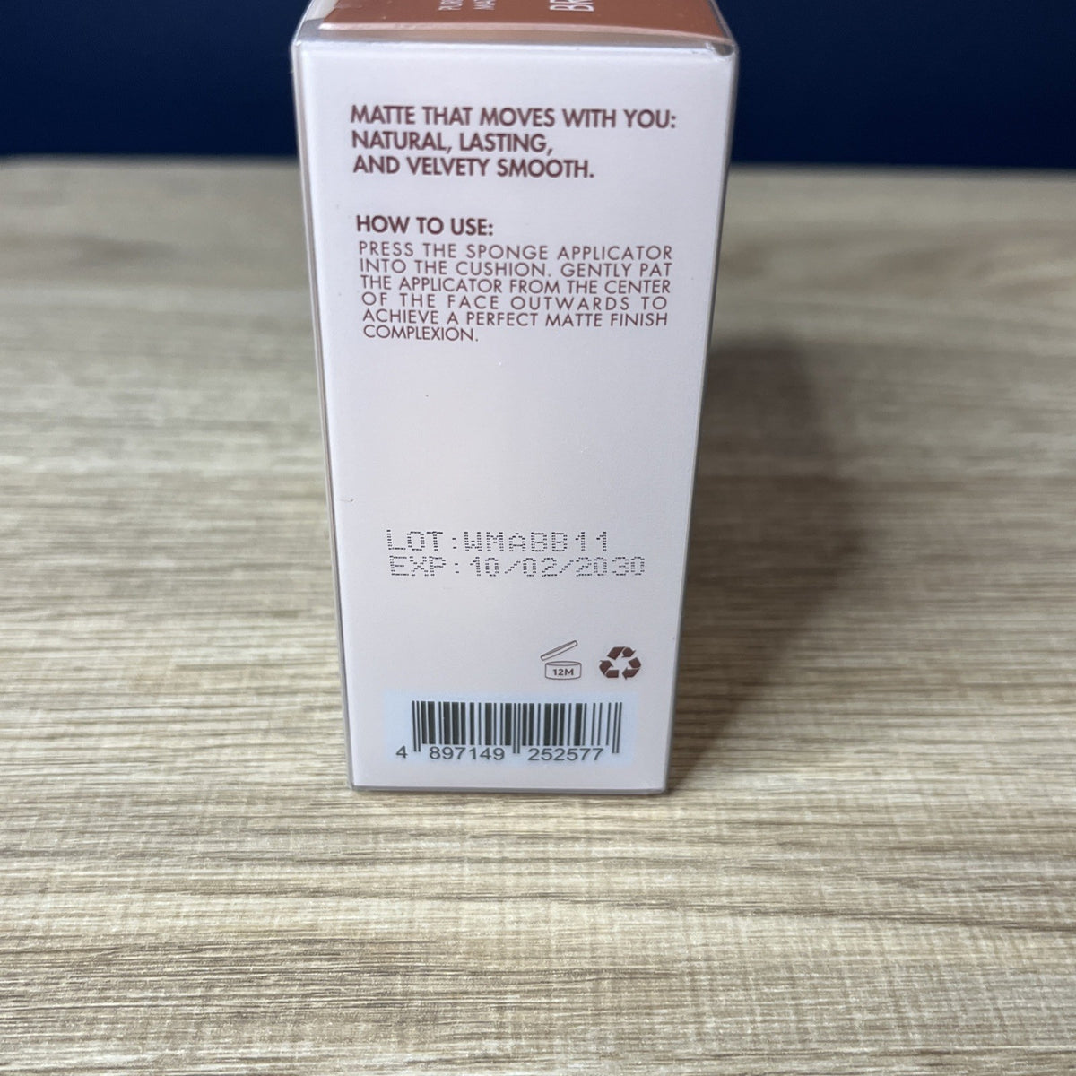 Pore Blurring Powder Foundation N08 Brownie - Matte Full Coverage, 8.5g