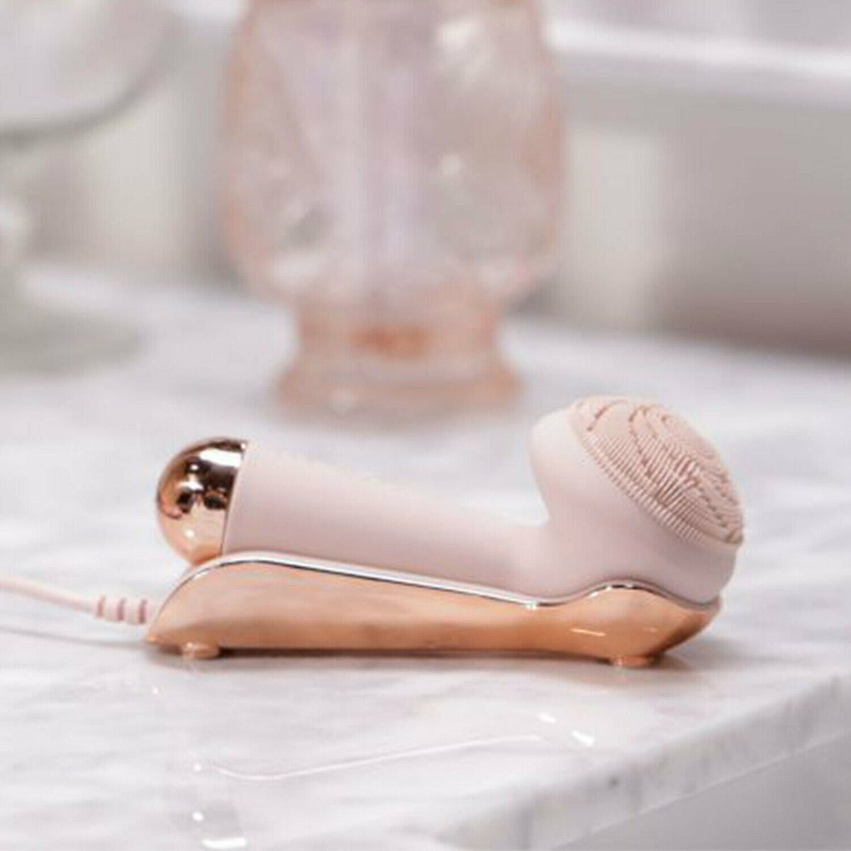 Silicone Facial Cleansing Brush with Charging Dock - Rose Gold