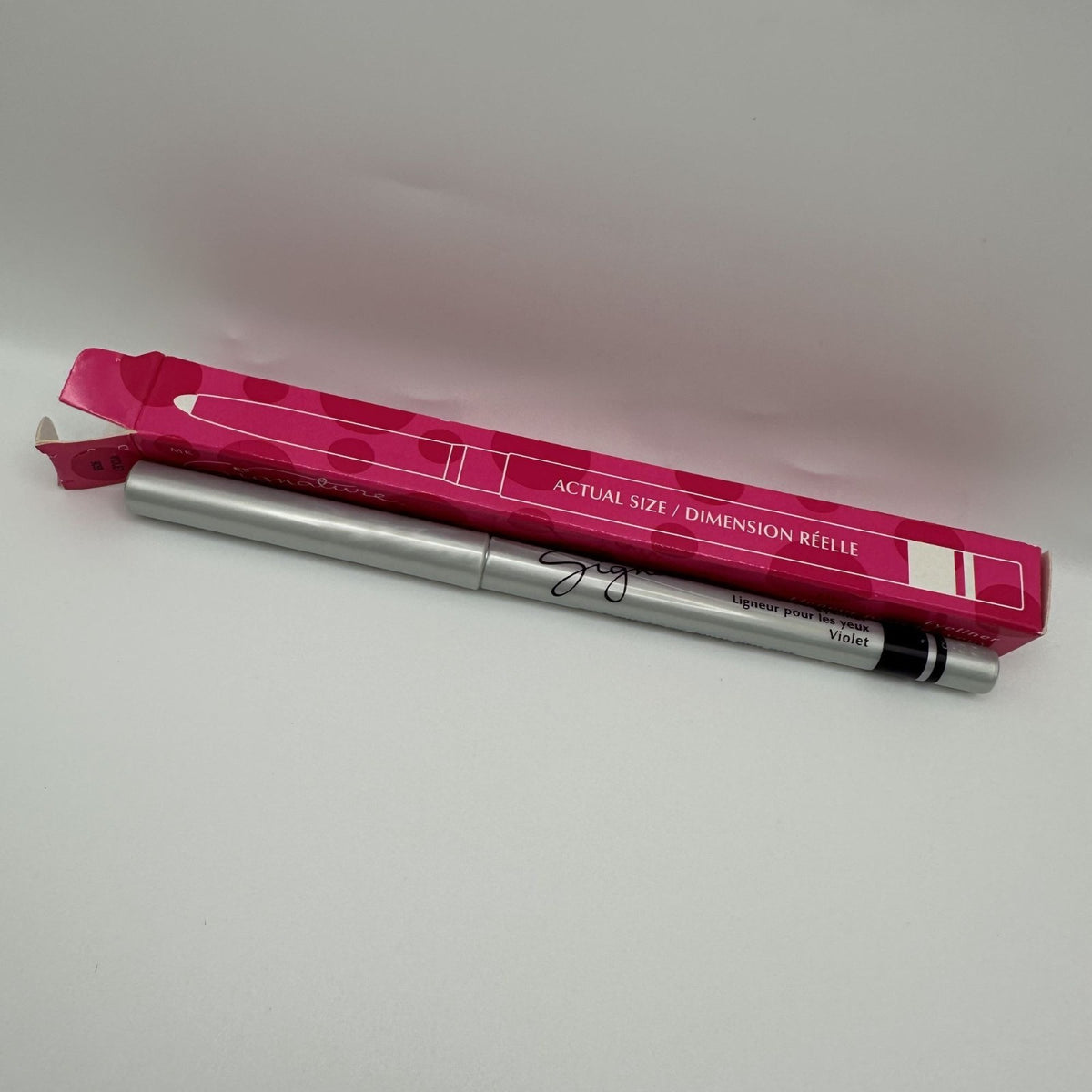 Violet Eyeliner Pencil - Precise, Twist-Up Eye Makeup Tool, Compact