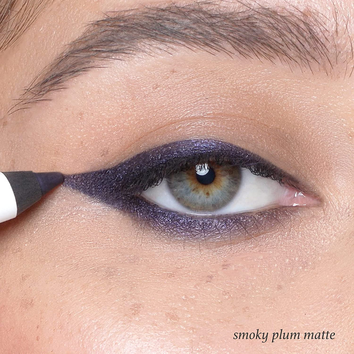 When Pencil Met Gel Longwear Eyeliner Pencil Smoky Plum - Matte Purple