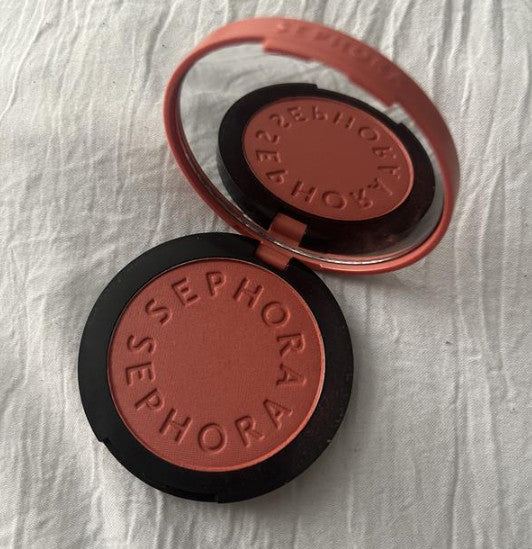 Colorful Blush Palette with 7 Shades - Vegan & Buildable Powder Makeup