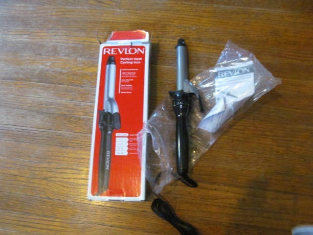 1-Inch Ceramic Curling Iron for Medium Curls & Waves - Revlon