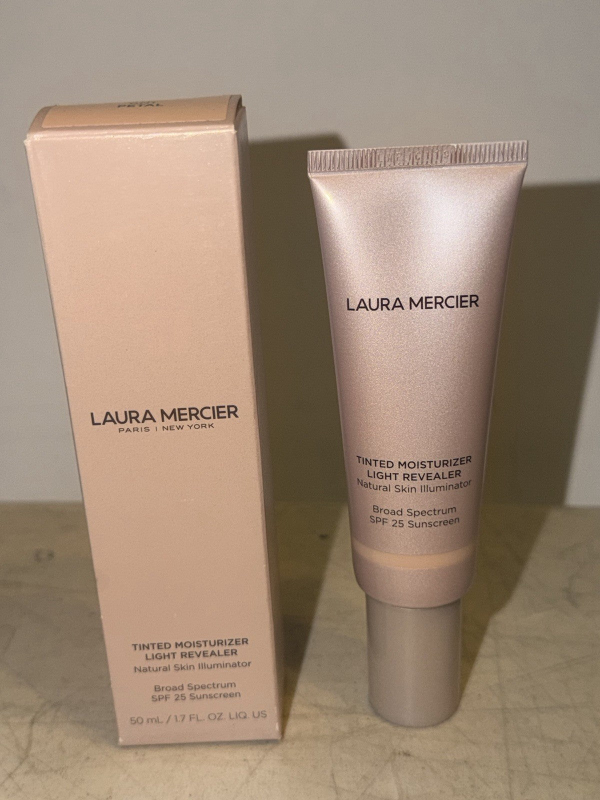 Laura Mercier Tinted Moisturizer Light Revealer Skin Illuminator - Shade Options