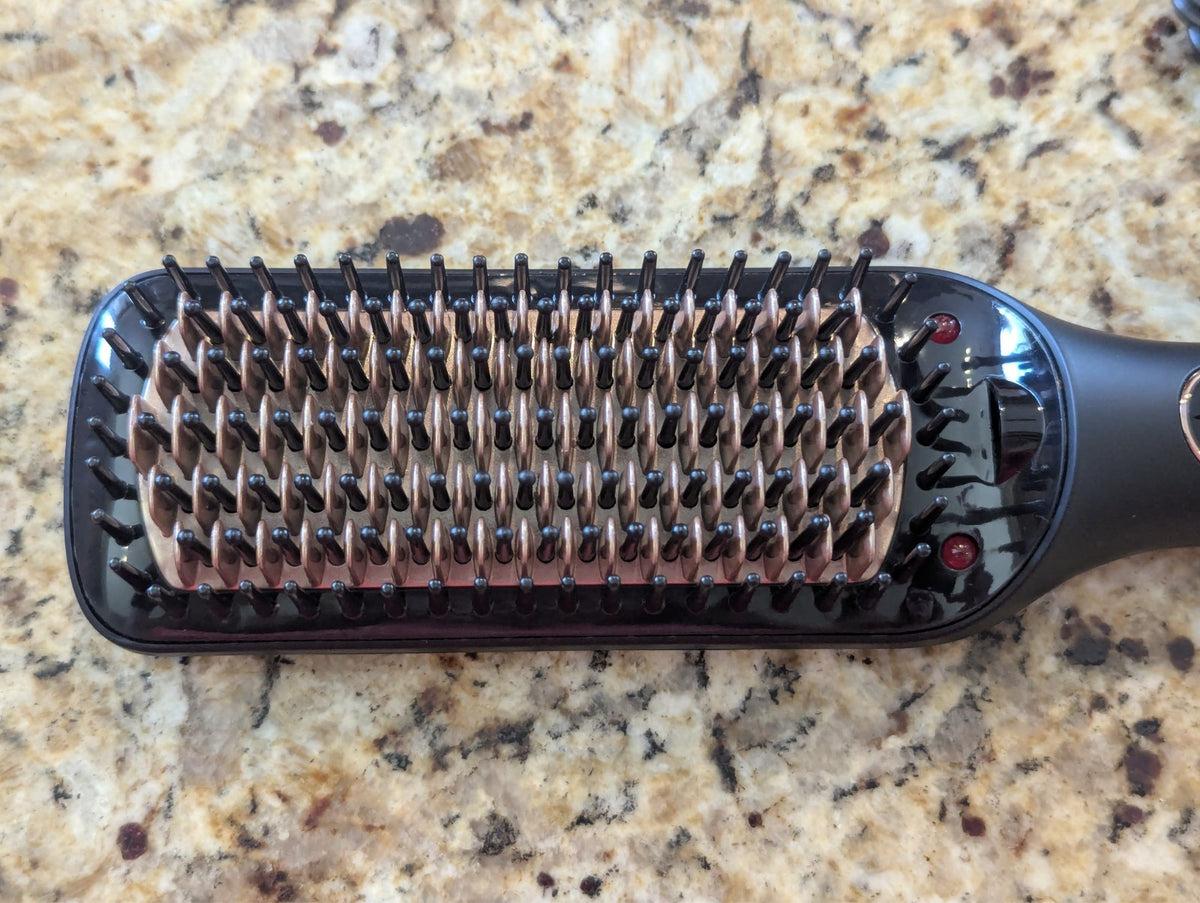Hair Straightener Brush HS-225 with 6 Temperature Settings - Black Gold Travel-Ready