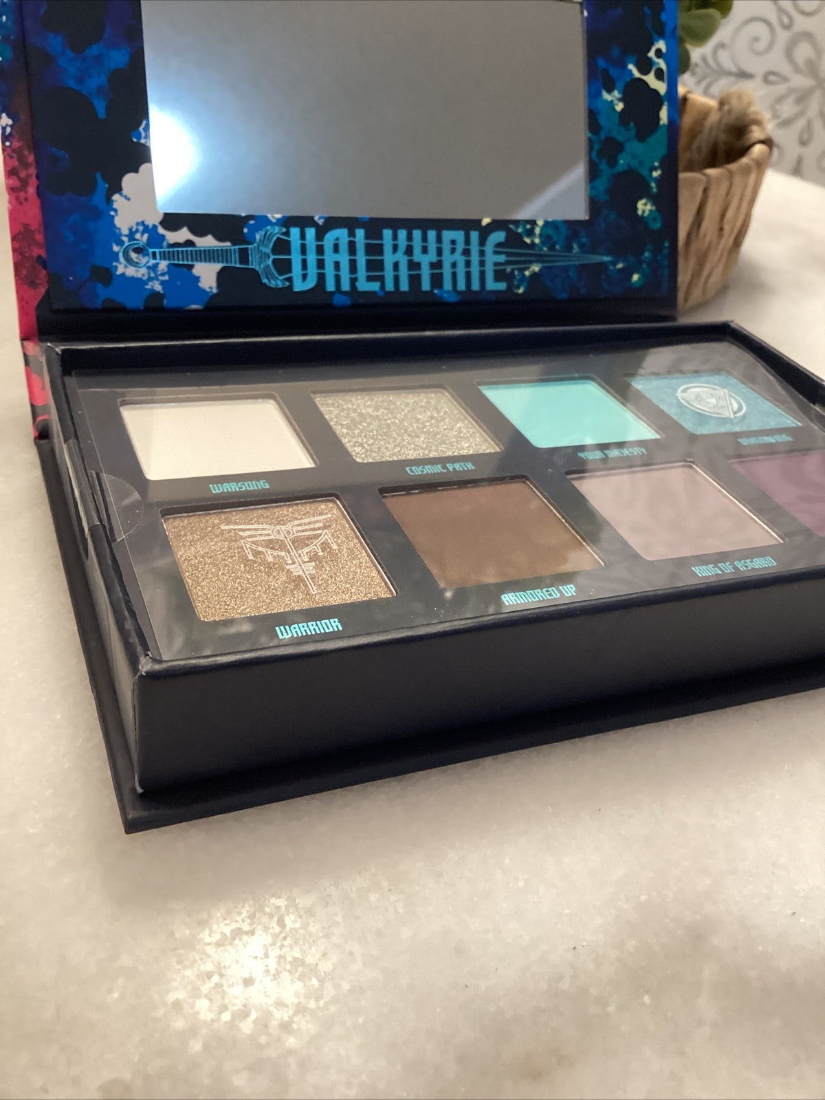 Limited Edition Eye Shadow Palette - Thor Love and Thunder Vackyrie