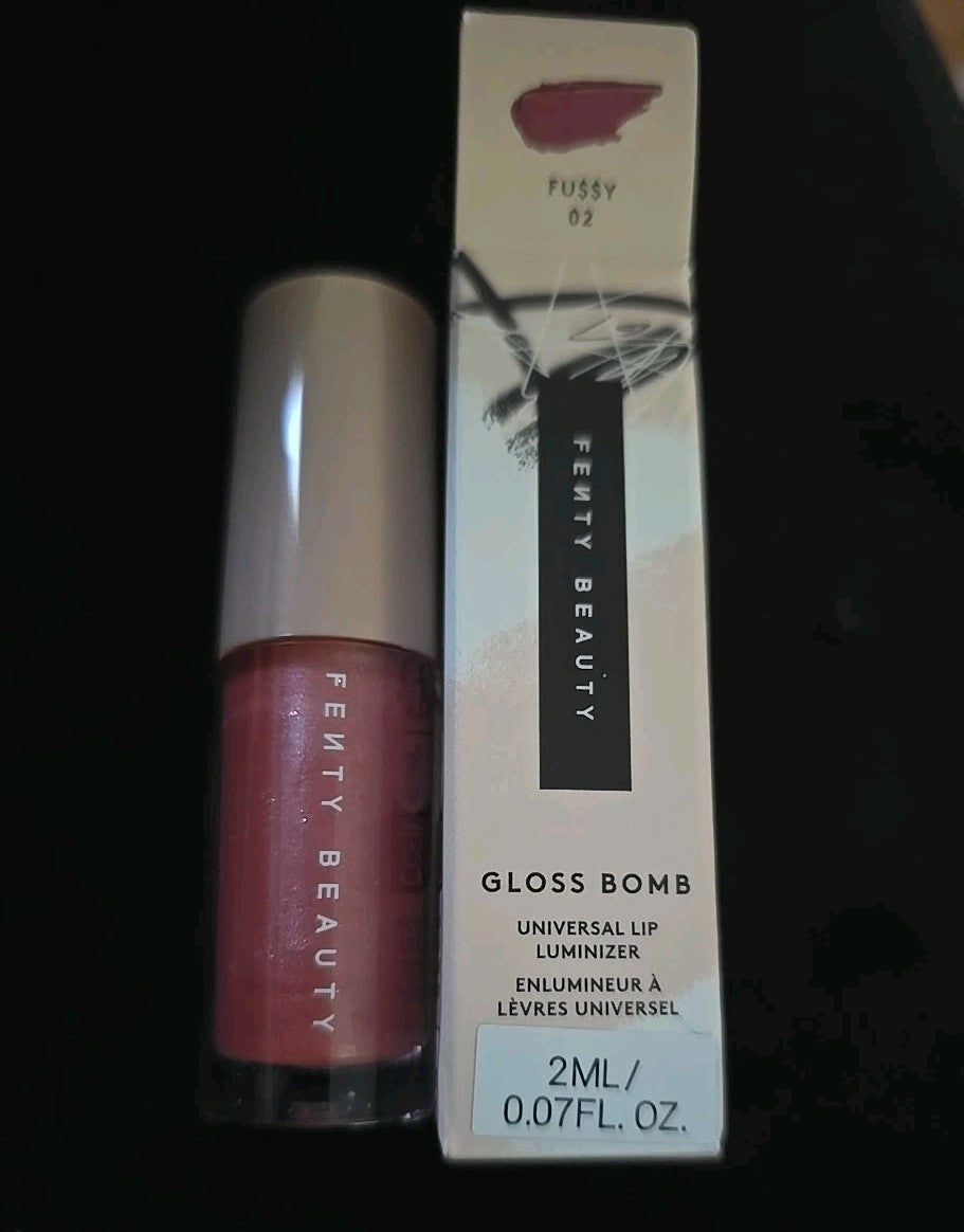 Fenty Beauty Lip Gloss Bomb Universal Lip Luminizer 02 Fussy Mini - 2ml