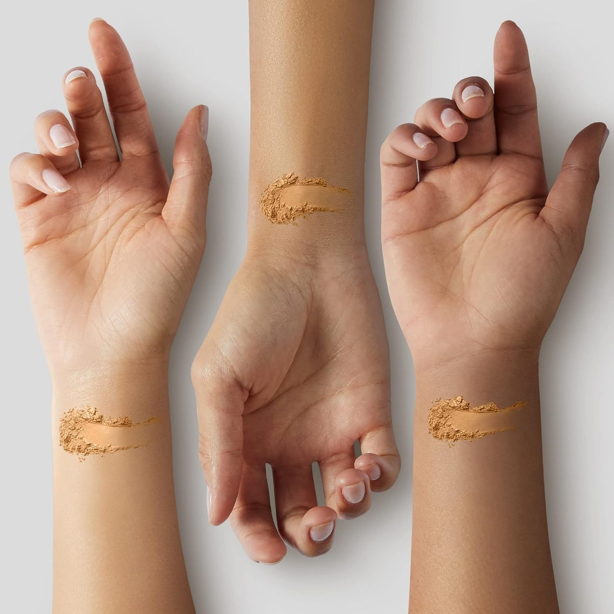 Light-Coverage Clarifying Face Powder for All Skin Types with Matte Finish