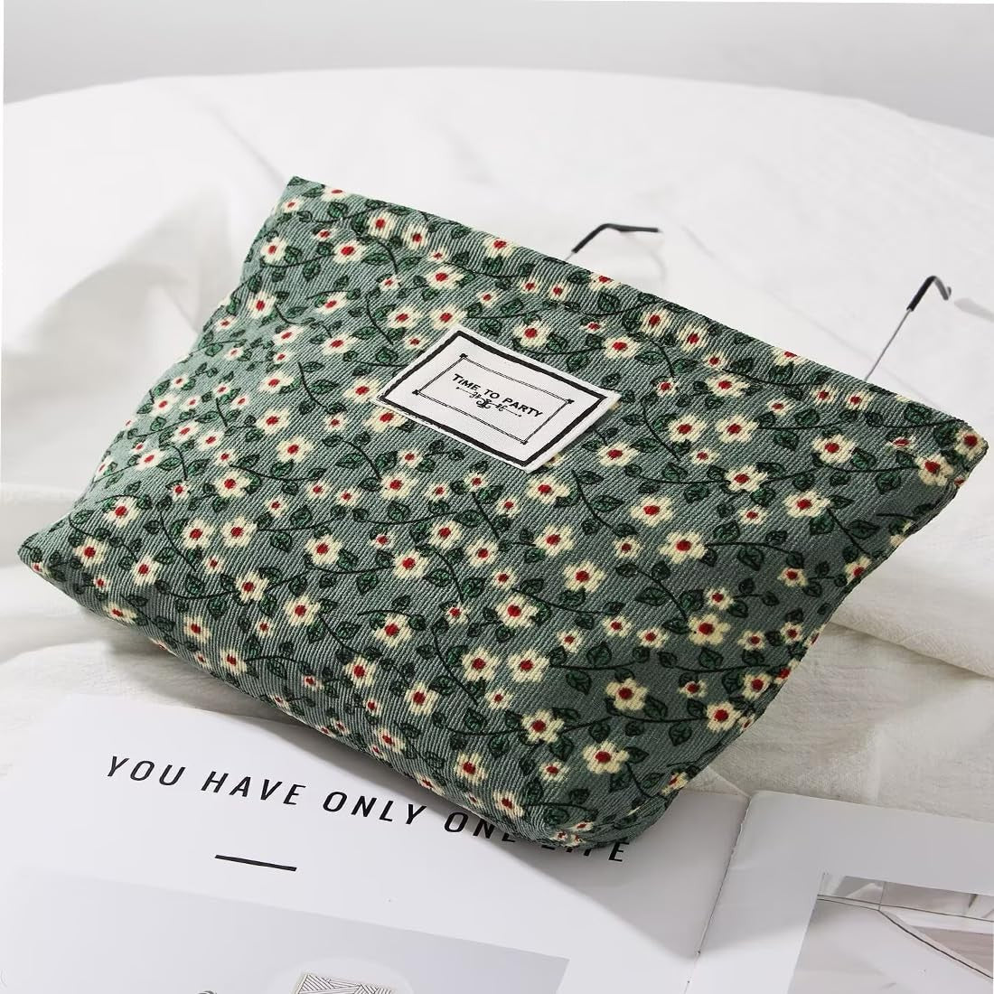 Large Capacity Canvas Makeup Bag - Green Floral Travel Organizer