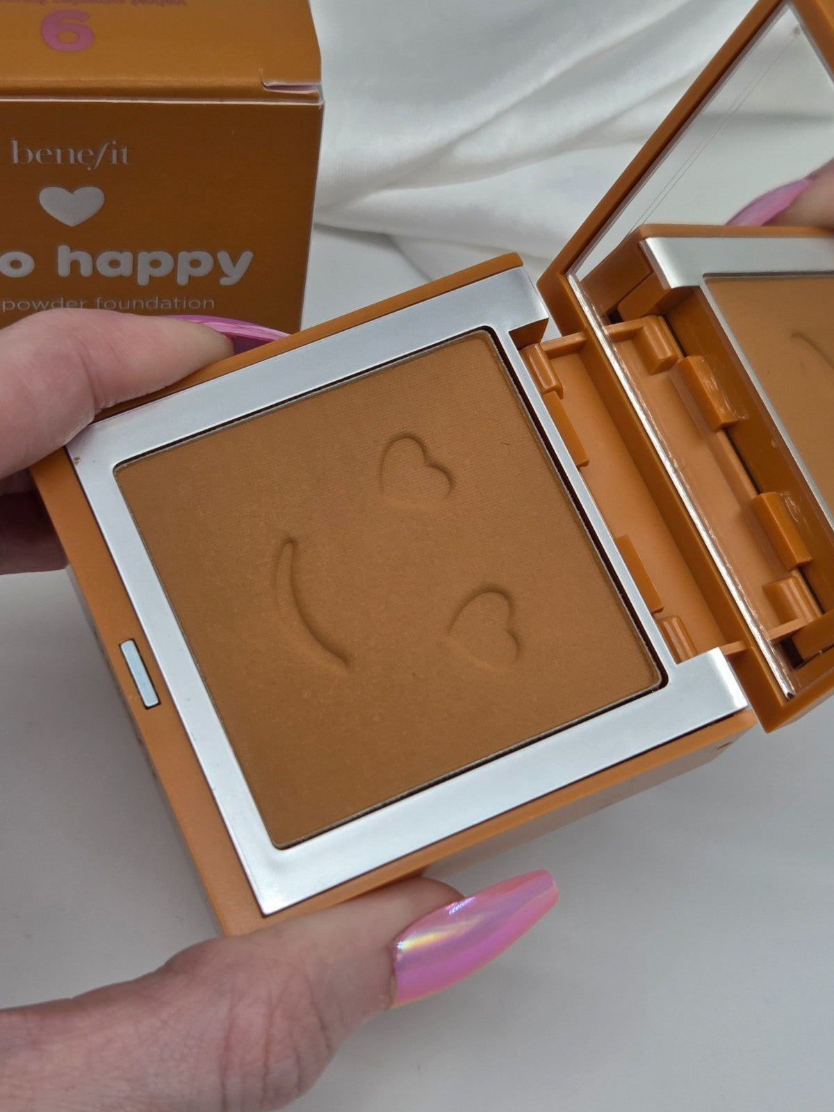 Benefit Hello Happy Velvet Powder Foundation Shade 9 - Lightweight Matte Face Makeup 0.25 oz