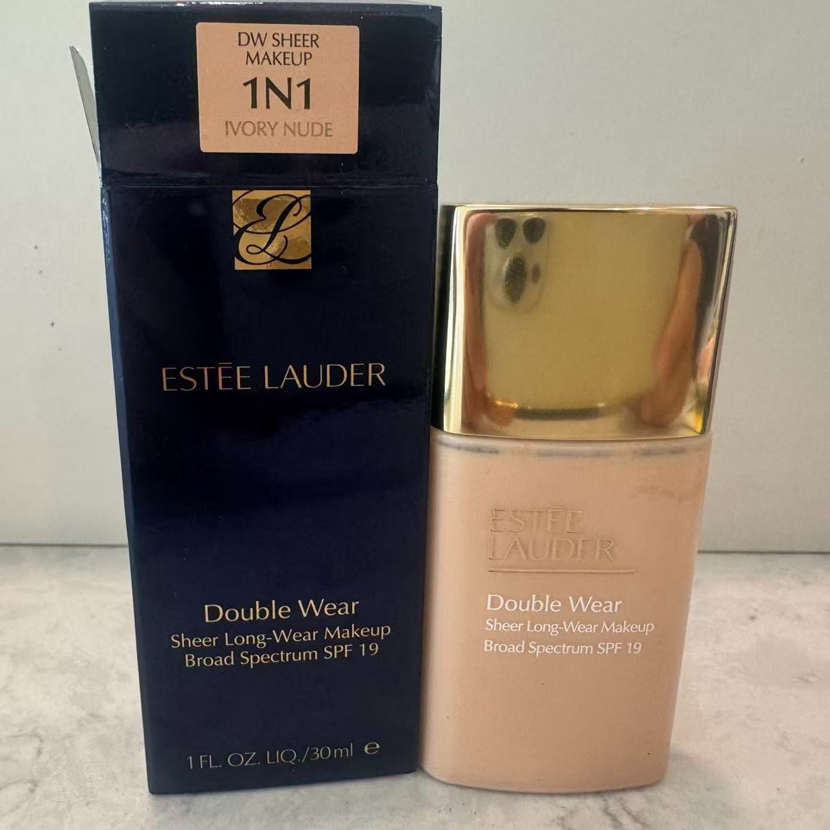 Estee Lauder Double Wear Sheer Long Wear Foundation SPF19 1oz – Multiple Shades