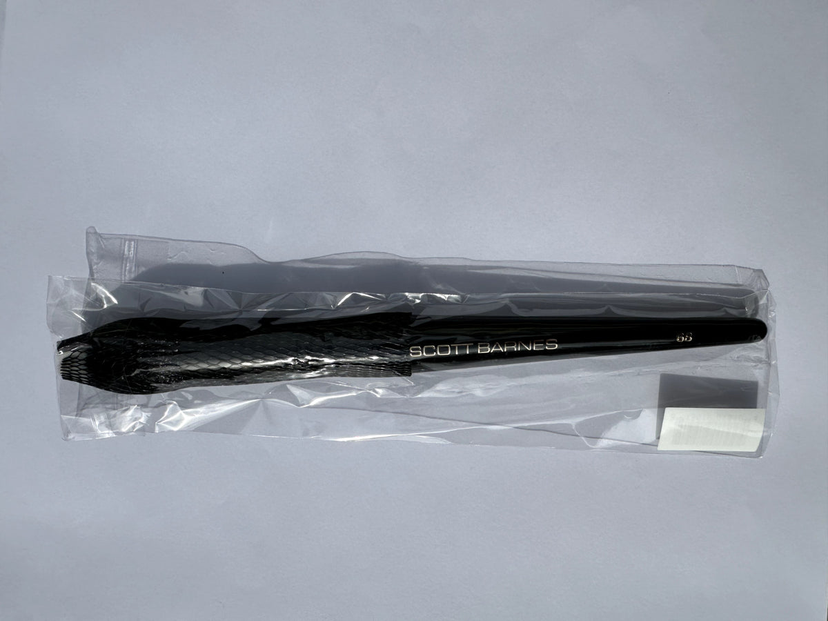 Scott Barnes Foundation Brush #68 - Professional Makeup Brush Sealed New