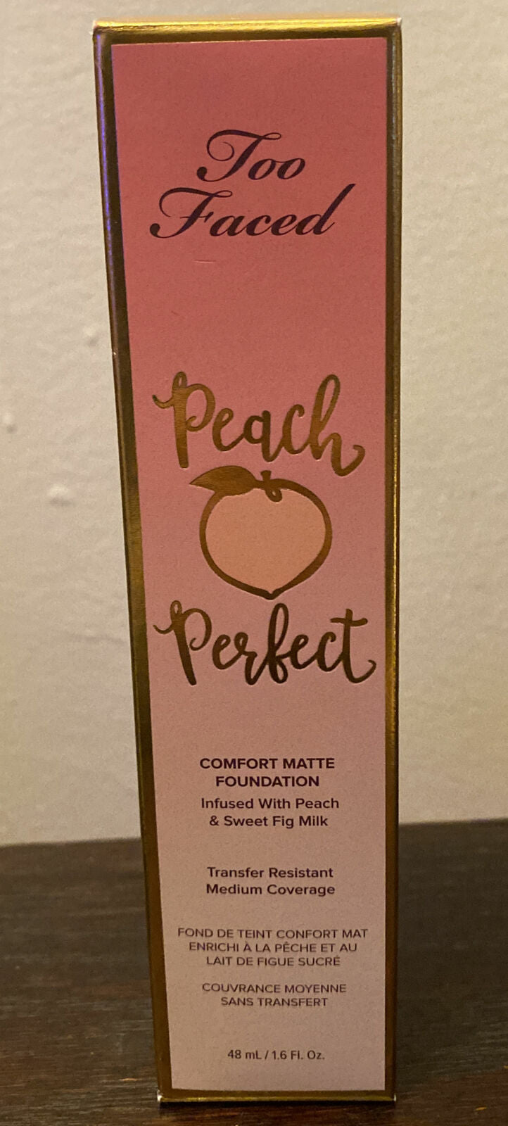Transfer-Resistant Matte Foundation with Peach & Fig Scent - Medium Coverage, 1.6 Fl Oz