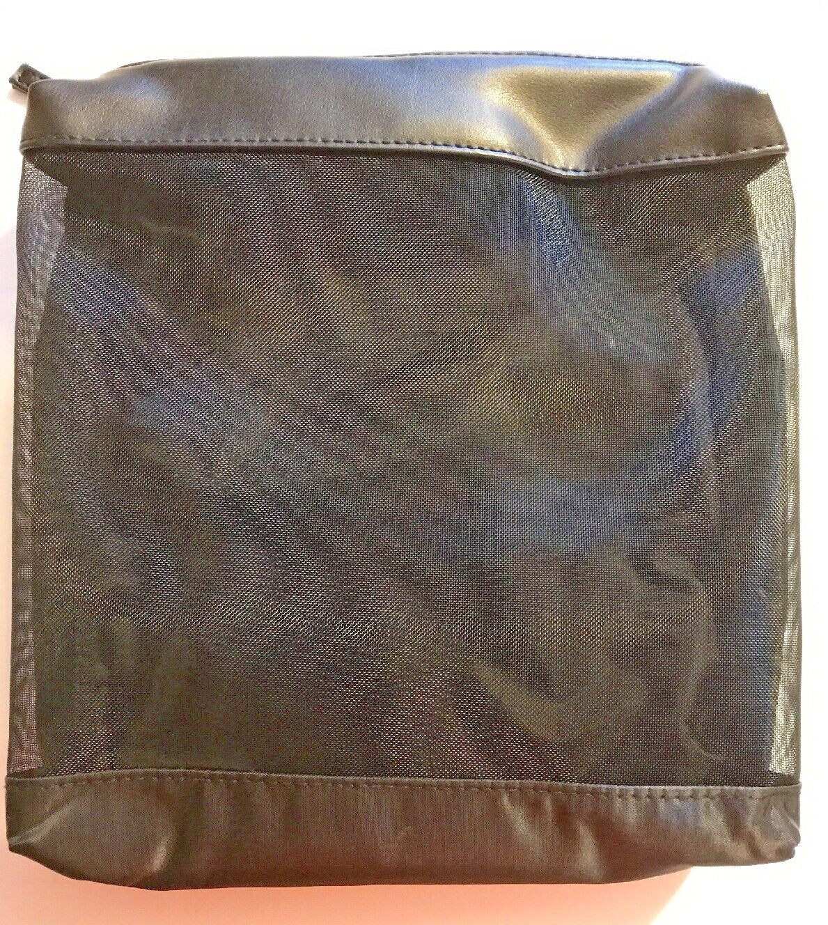 Travel Makeup & Toiletry Case with Detachable Compartments