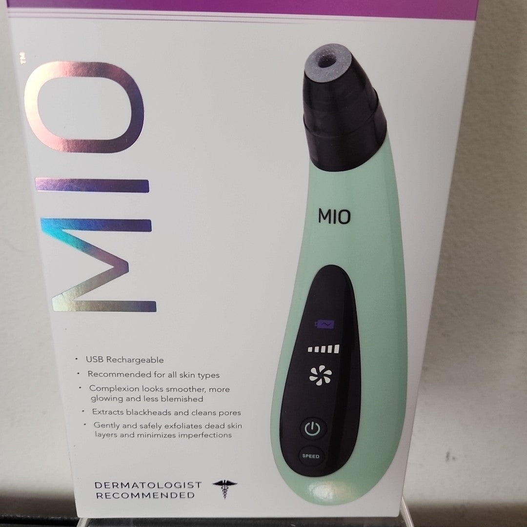 Microdermabrasion Pore Extraction Device - Mint Green Skin Care Tool