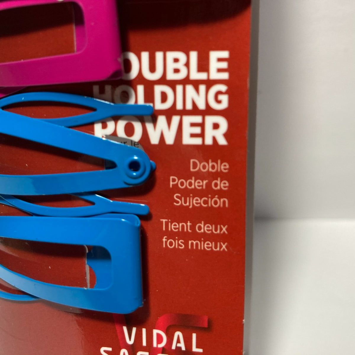 4) Vidal Sassoon Comb Teeth Secure Hold Sure Grip Clix Hair Clips