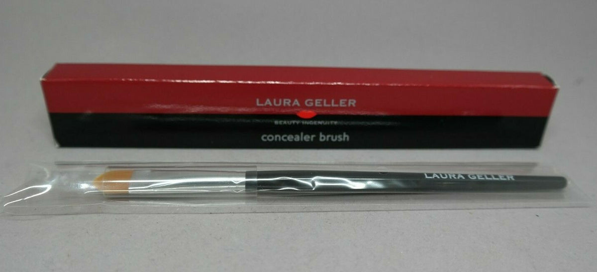 Concealer Brush for Face Makeup - Precise Blending Tool