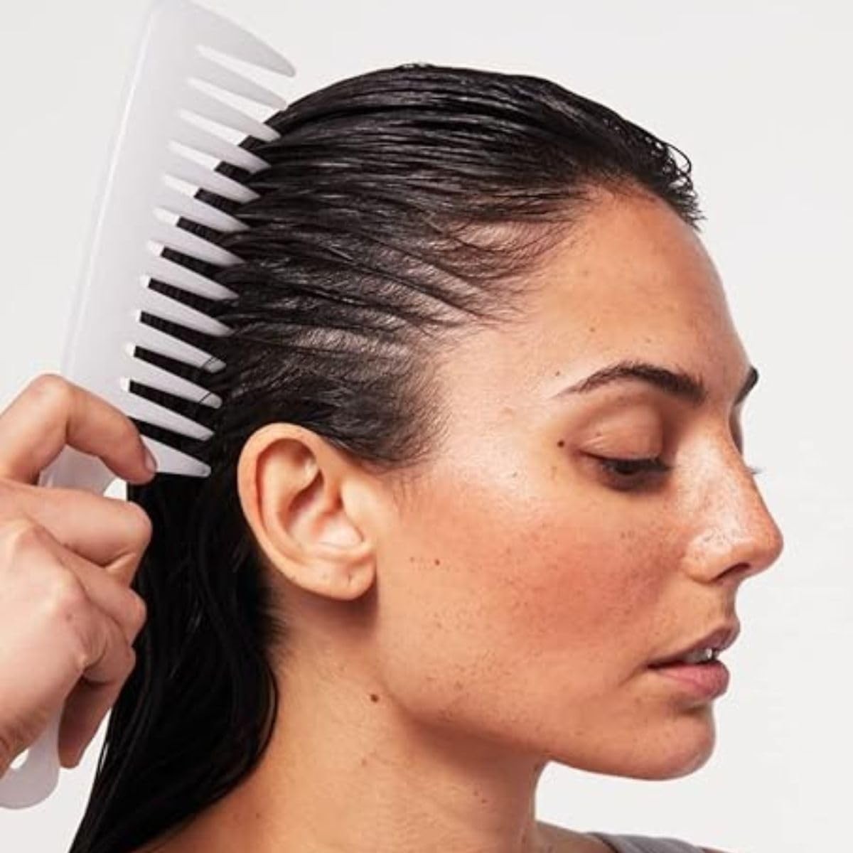 Lightweight Wide Tooth Detangler Brush for Gentle Hair Care