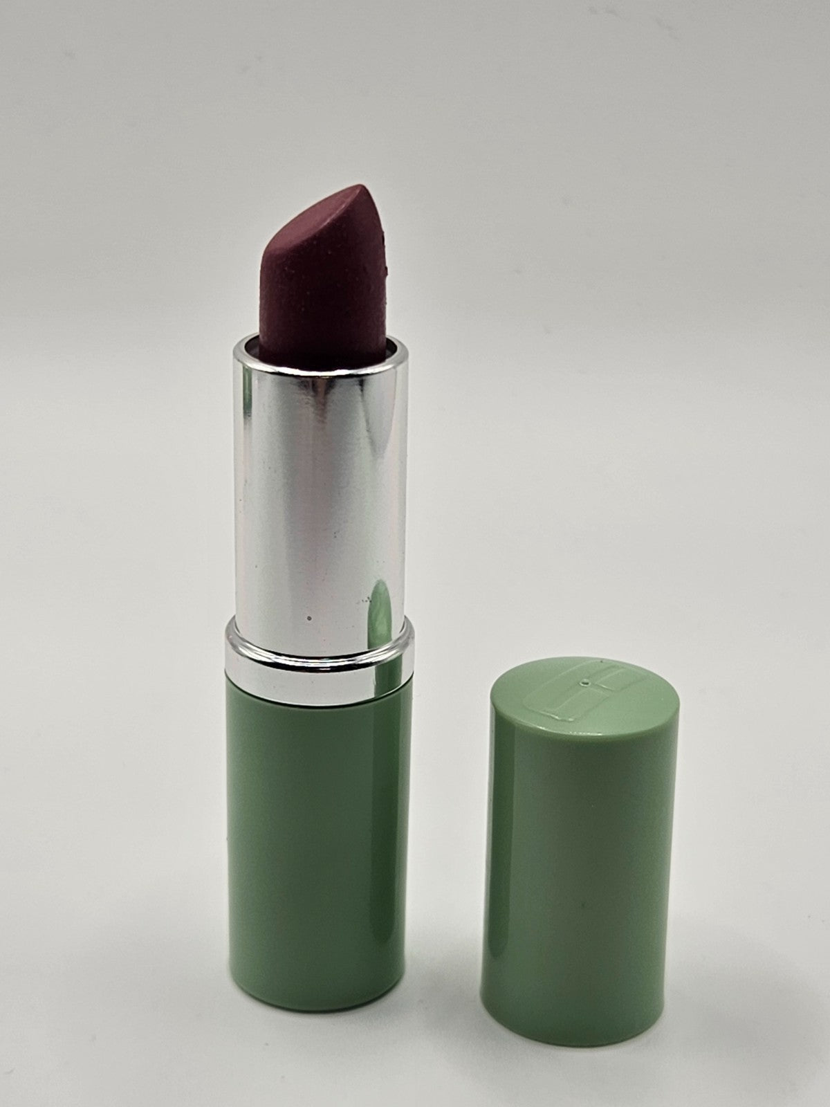 Clinique Long Lasting Lipstick - Shy Full Size Lip Color with GWP