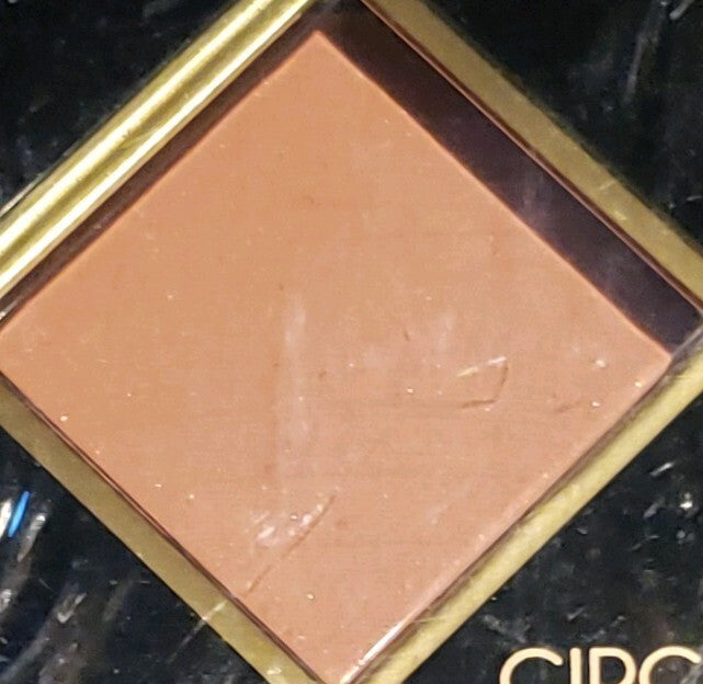 Powder Blush 01 Belle Mare - Radiant Face Makeup for Flawless Finish