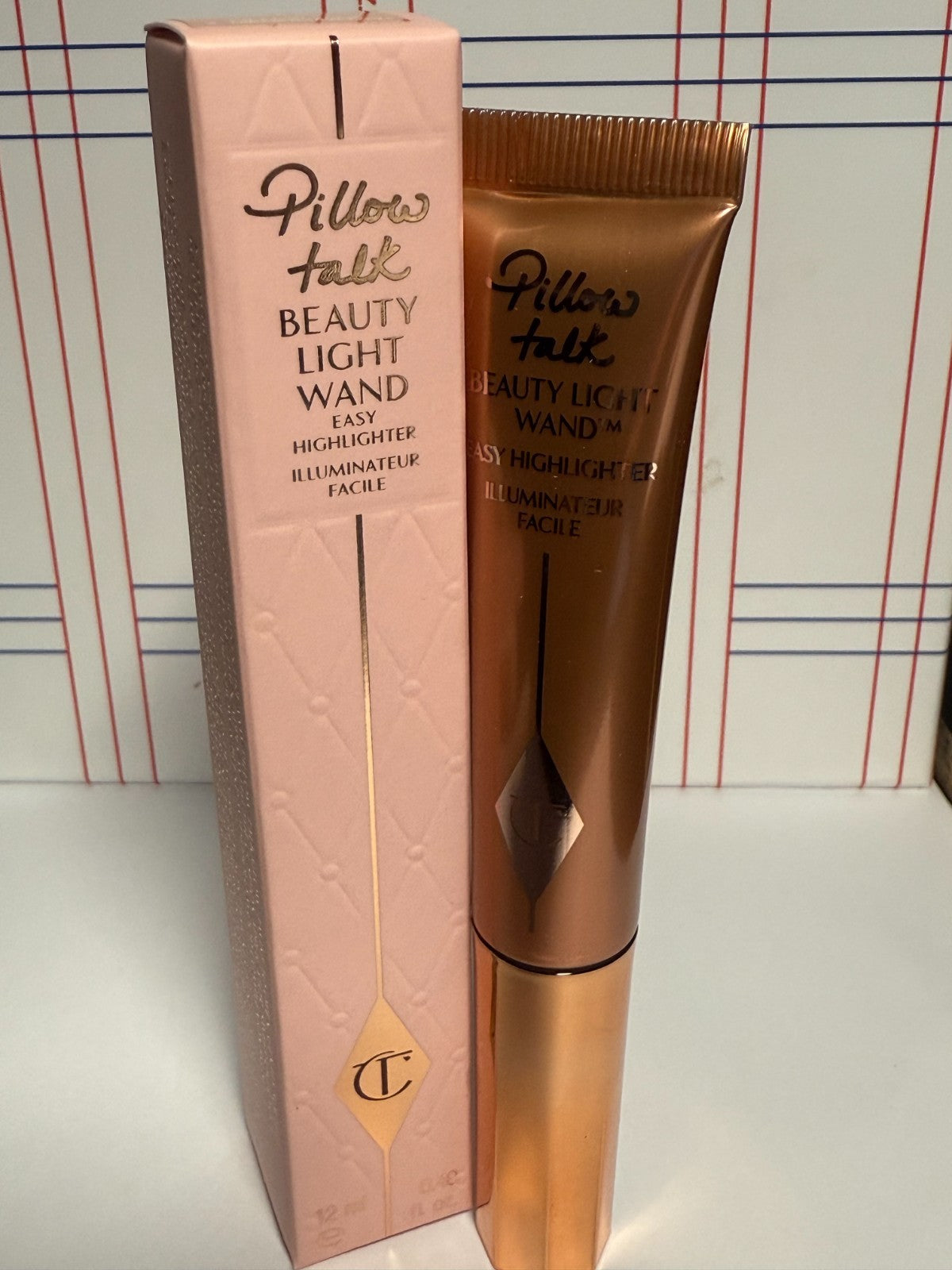 Charlotte Tilbury Beauty Light Wand Highlighter Pillow Talk 2 Medium 0.4oz