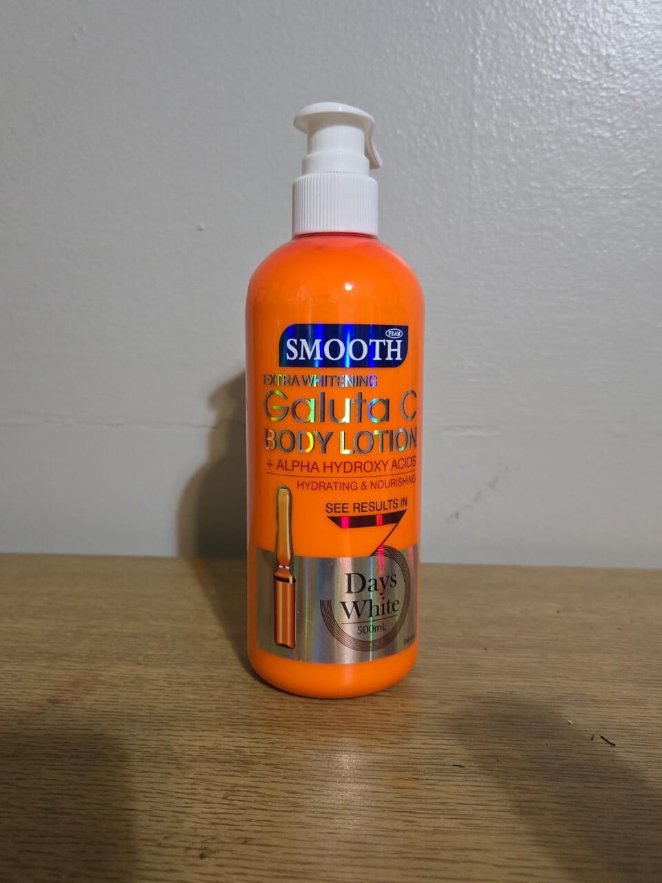 Hydrating Nourishing Lotion with Galuta C and AHA - Feah