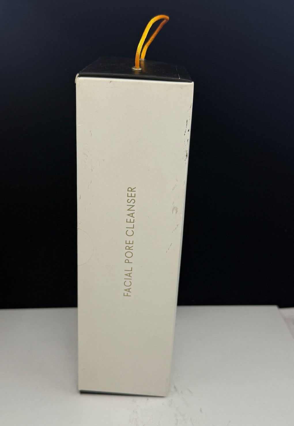 Elle Facial Pore Cleanser for Uneven Skin Tone & Pore Refinement Gray