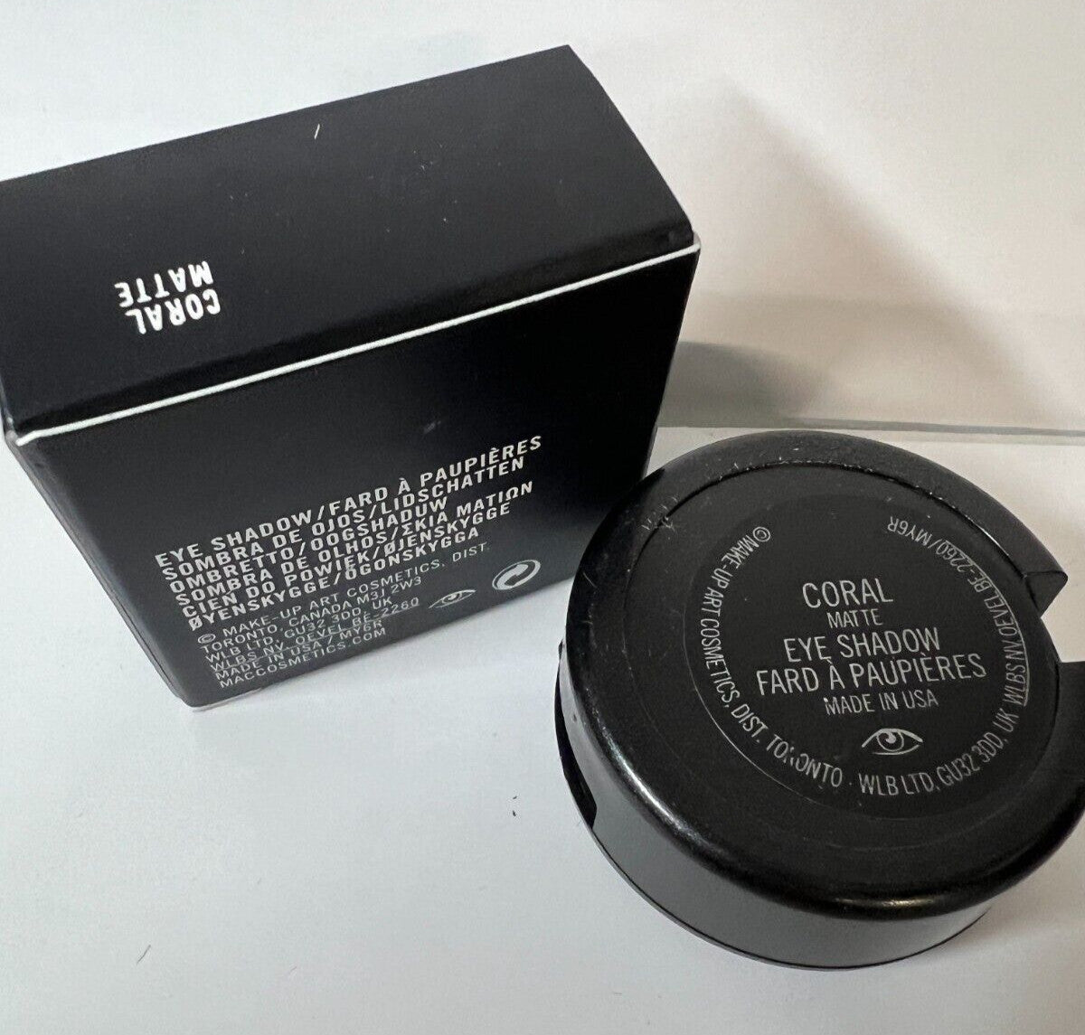 Coral Matte Eyeshadow - 1.5g, Vibrant Eye Makeup for Natural Look