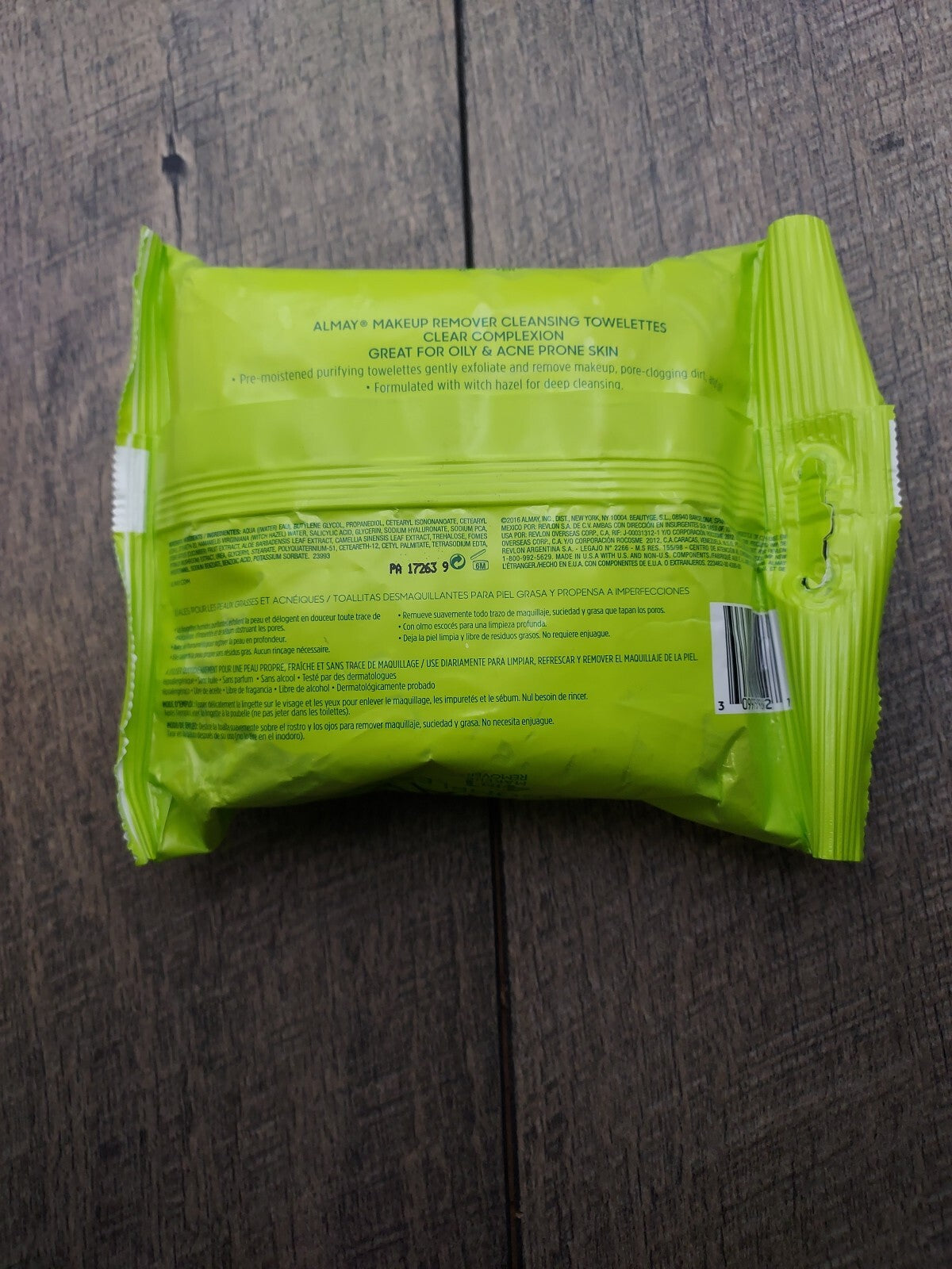Makeup Remover Cleansing Towelettes for Oily & Acne-Prone Skin — 25 Count