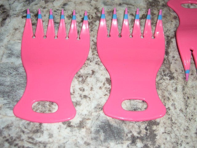 Vintage Mebco Hair Bear Claw Comb Lot - Pink Retro Hair Accessories
