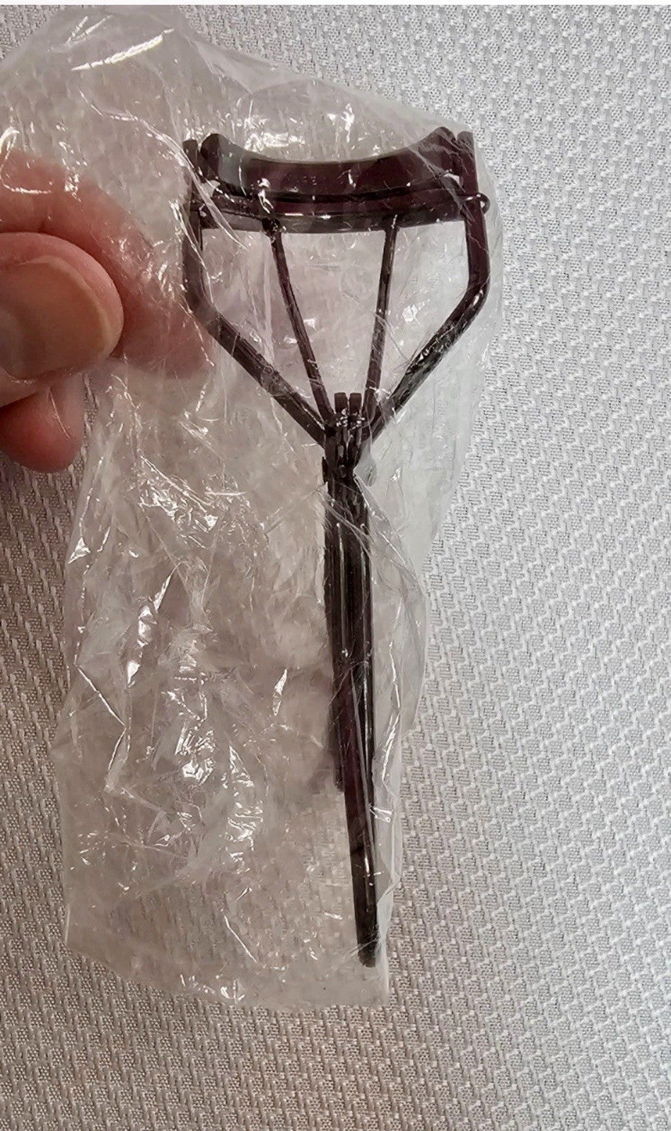 Mary Kay Ltd Ed Eyelash Curler with 2 Silicone Refill Pads - NIB
