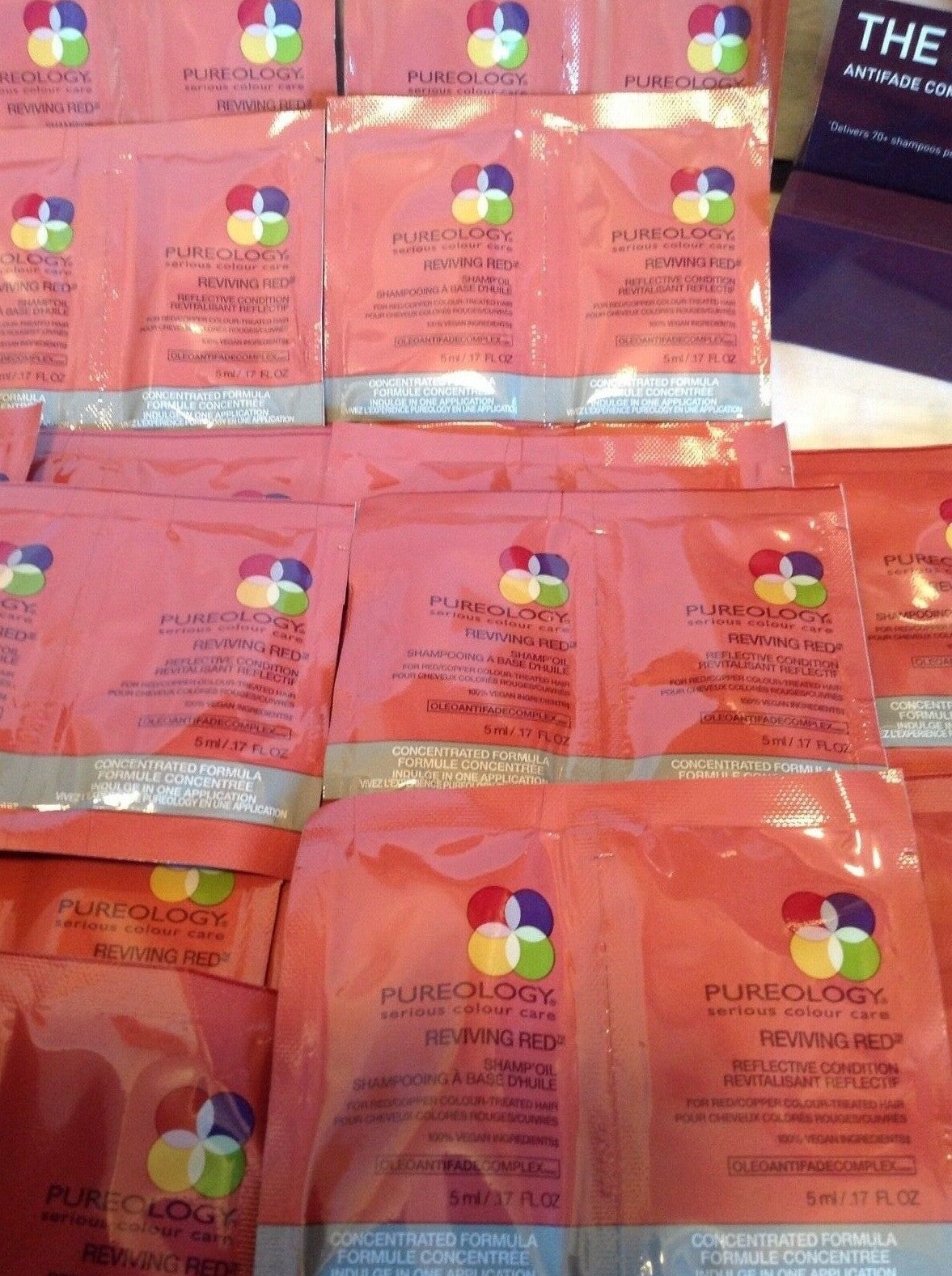 Reviving Red Shampoo & Conditioner Sample Pack - 18 Pcs