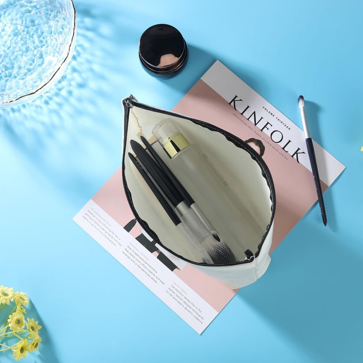 Music-Themed Makeup Bag for Women - Waterproof Cosmetic & Travel Organizer