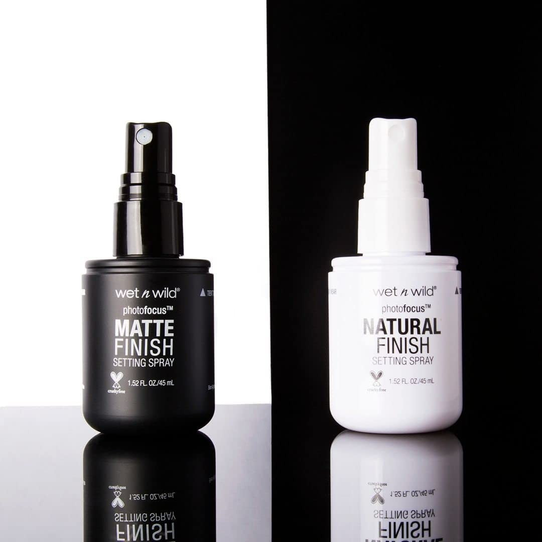 All-Day Matte Setting Spray with Aloe Vera for Flawless Makeup Finish