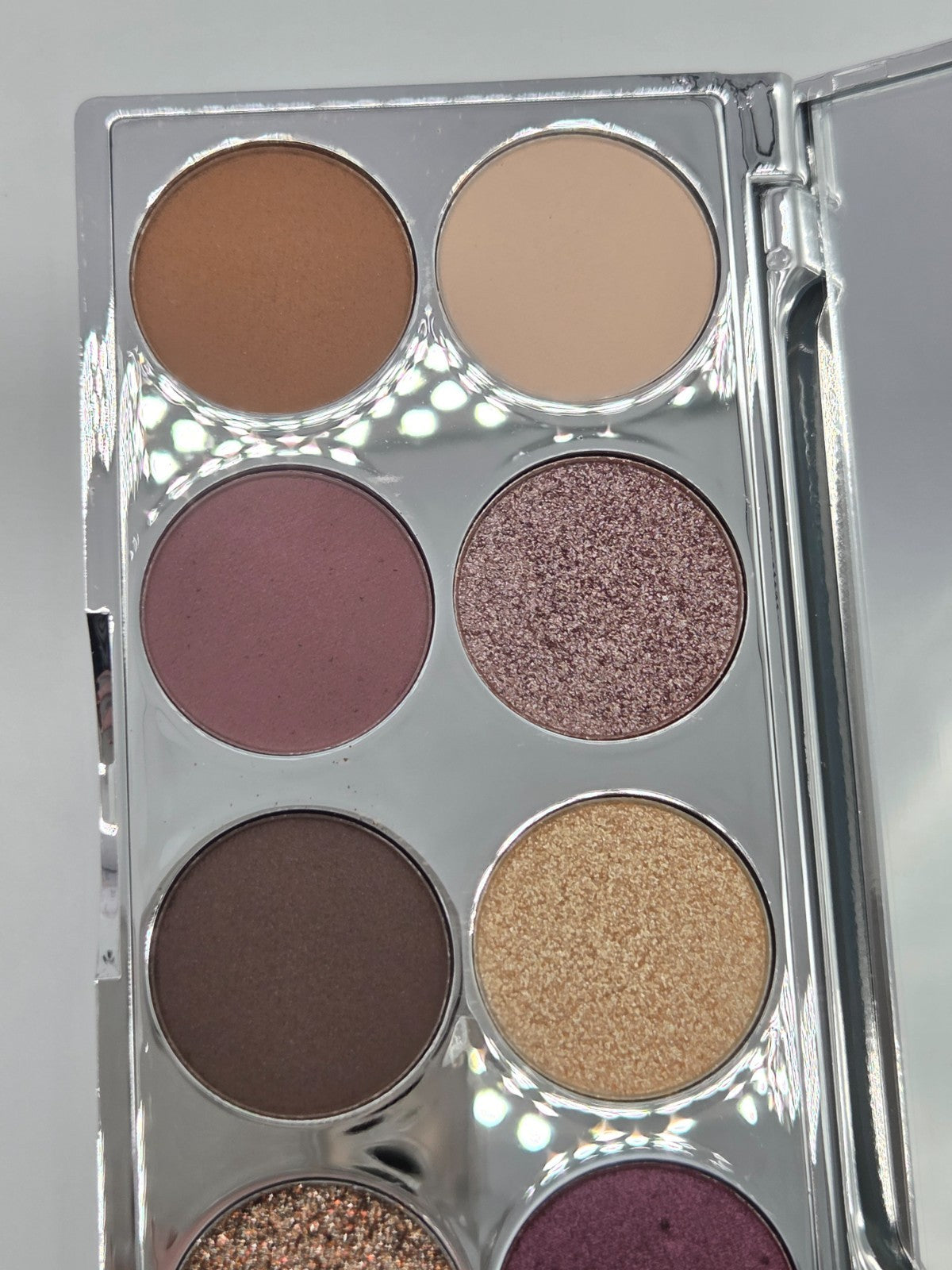 Eyeshadow Palette with Plum, Berry & Neutral Shades - 8.5g