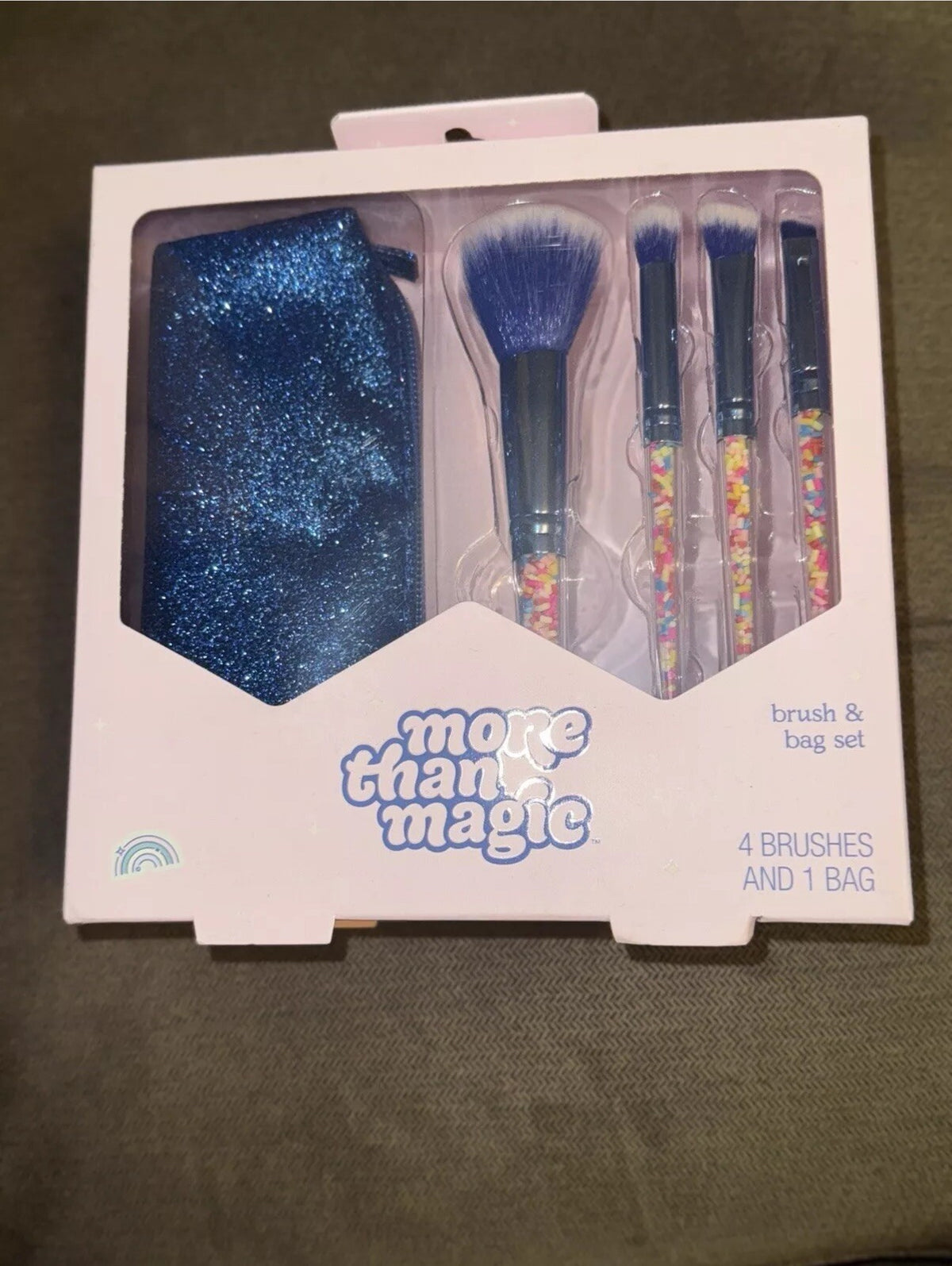Sparkly Makeup Brush & Bag Set - 4 Brushes & Cosmetic Bag