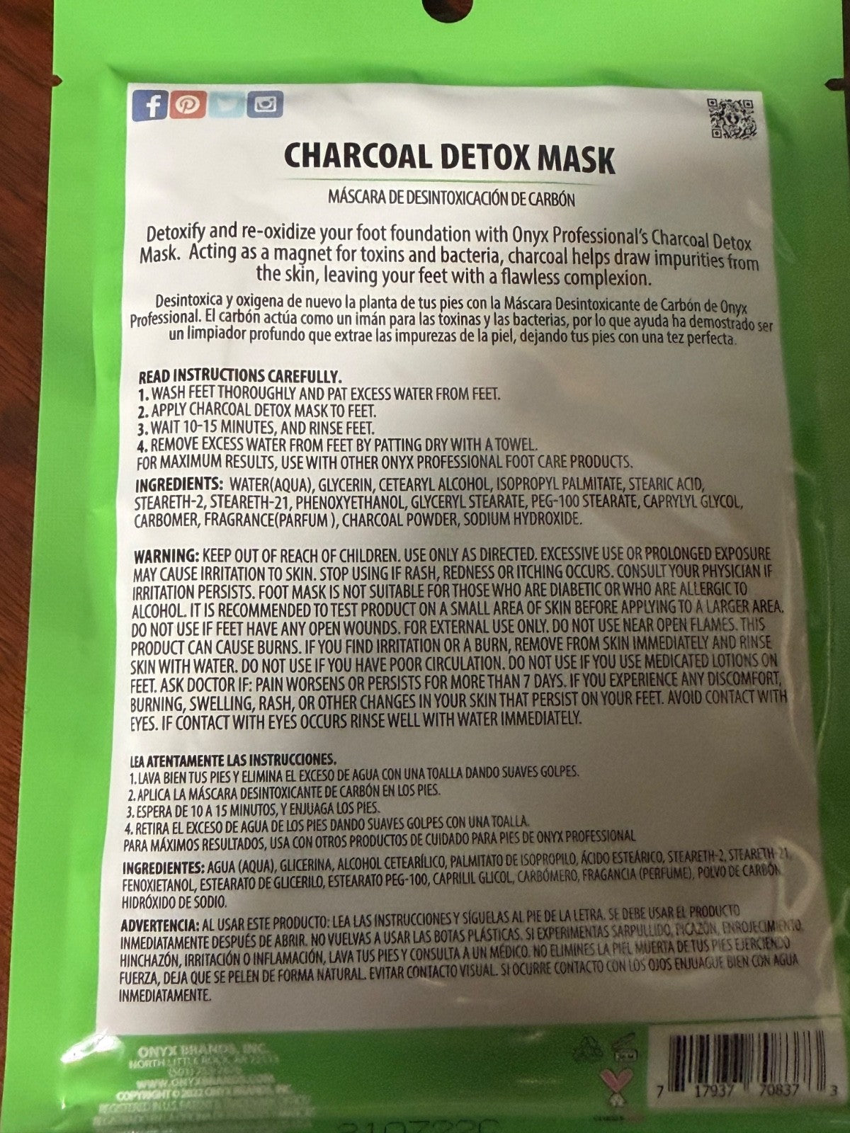 Charcoal Detox Foot Mask with Mint - Deep Cleansing & Refreshing Treatment